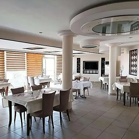 Hotel Nas 3*